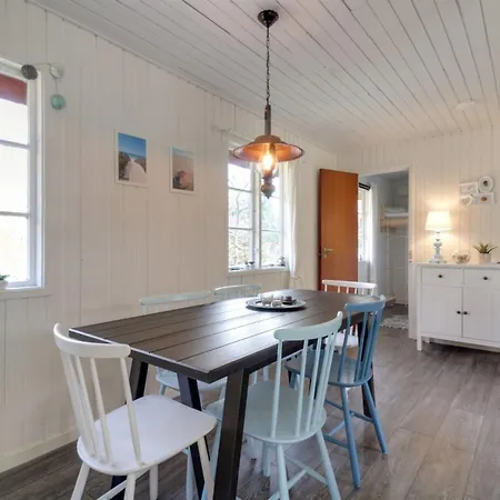 Holiday home Ronja - 300m From The Sea By Interhome *