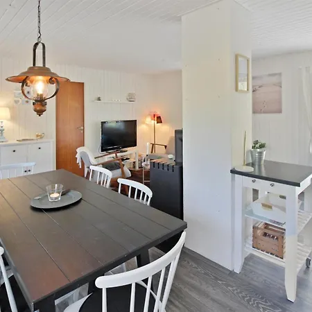 Ronja - 300m From The Sea By Interhome Neksø