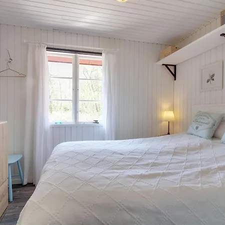 Ronja - 300m From The Sea By Interhome Nexo