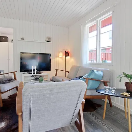 Ronja - 300m From The Sea By Interhome Neksø